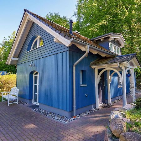 Blaues Strandhaus Sellin Exterior photo